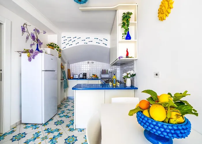 Blue Waves - De Vivo Realty * Positano