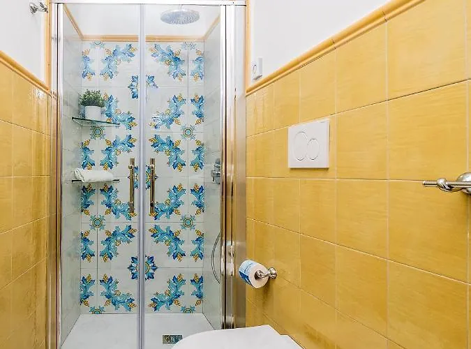 Blue Waves - De Vivo Realty *