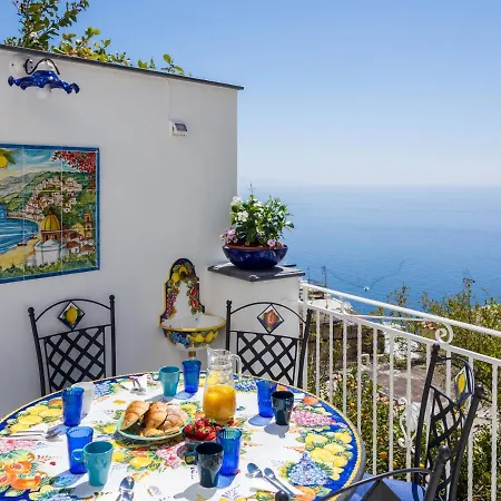 Διαμέρισμα Blue Waves - De Vivo Realty *
