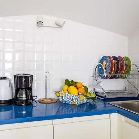 Blue Waves - De Vivo Realty Positano