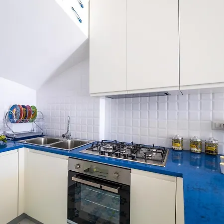 Apartment De Vivo Realty - Blue Waves *